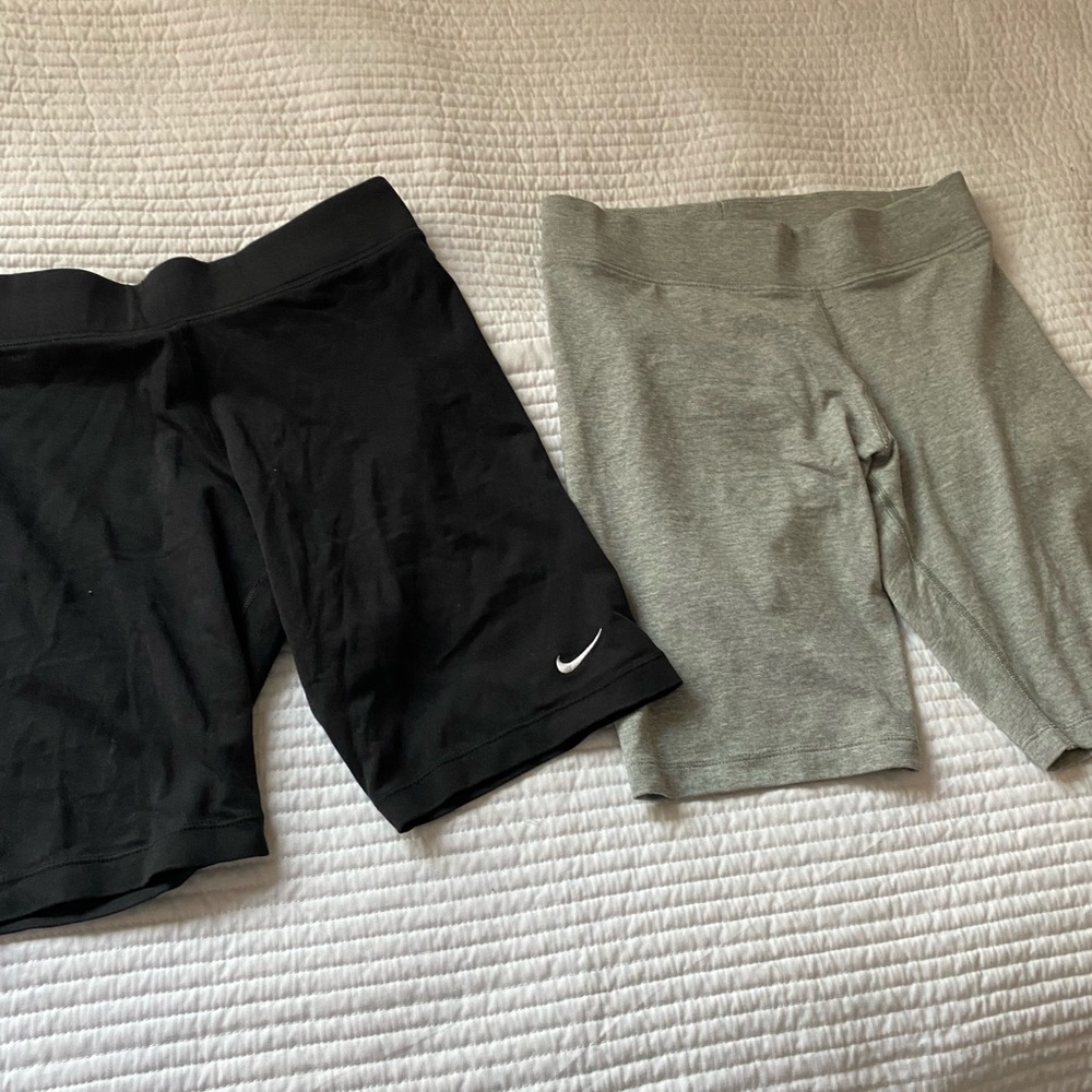 Set of 2 Nike biker shorts black and gray NWOT